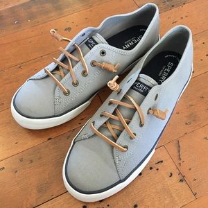 Sperry Sneakers